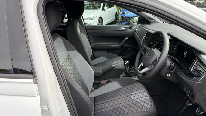 Volkswagen Polo 1.0 TSI R-Line 5dr Petrol Hatchback - Image 15